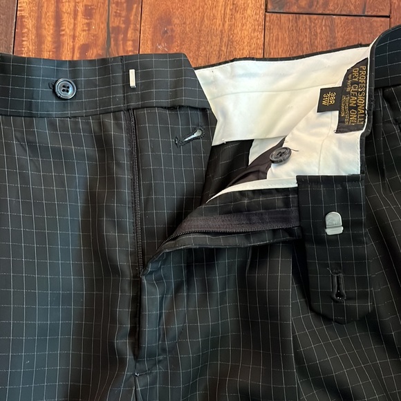 Gianni Vironi Suit - Picture 9 of 10